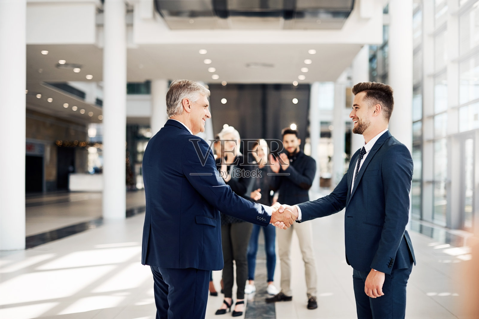 先生，能与您共事真是我的荣幸照片摄影图片