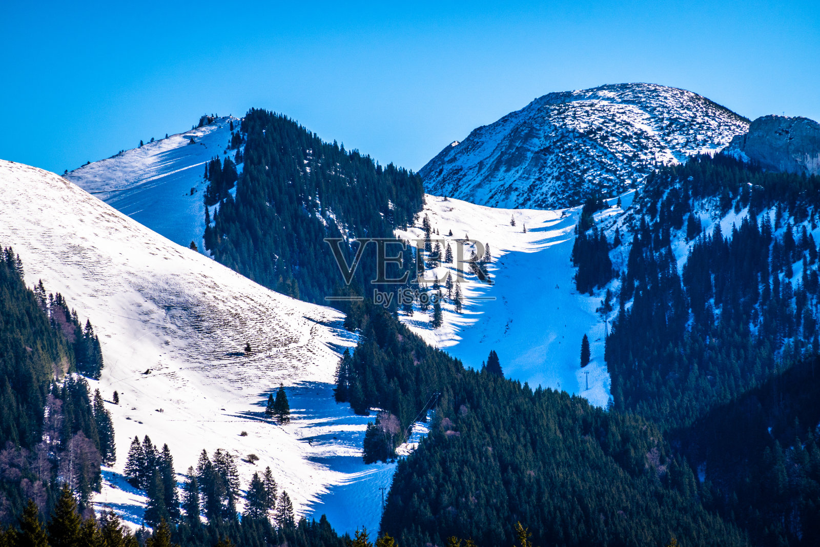 巴伐利亚州的斯皮津湖照片摄影图片