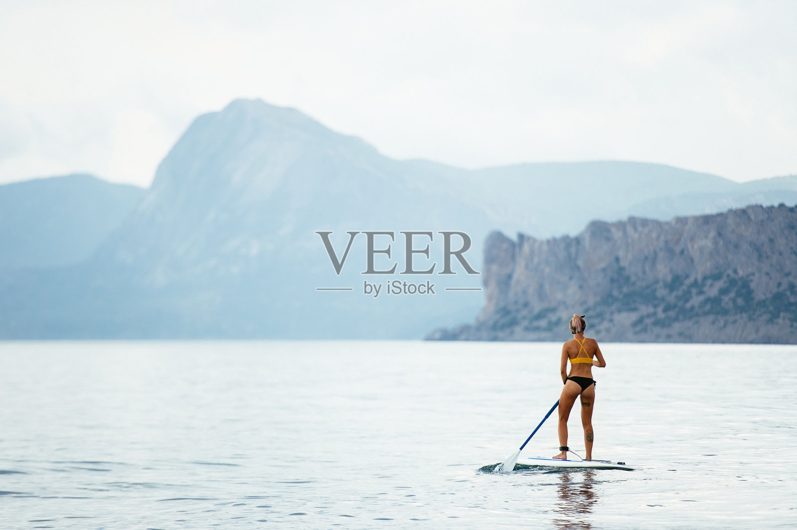 肉豆蔻冲浪照片摄影图片