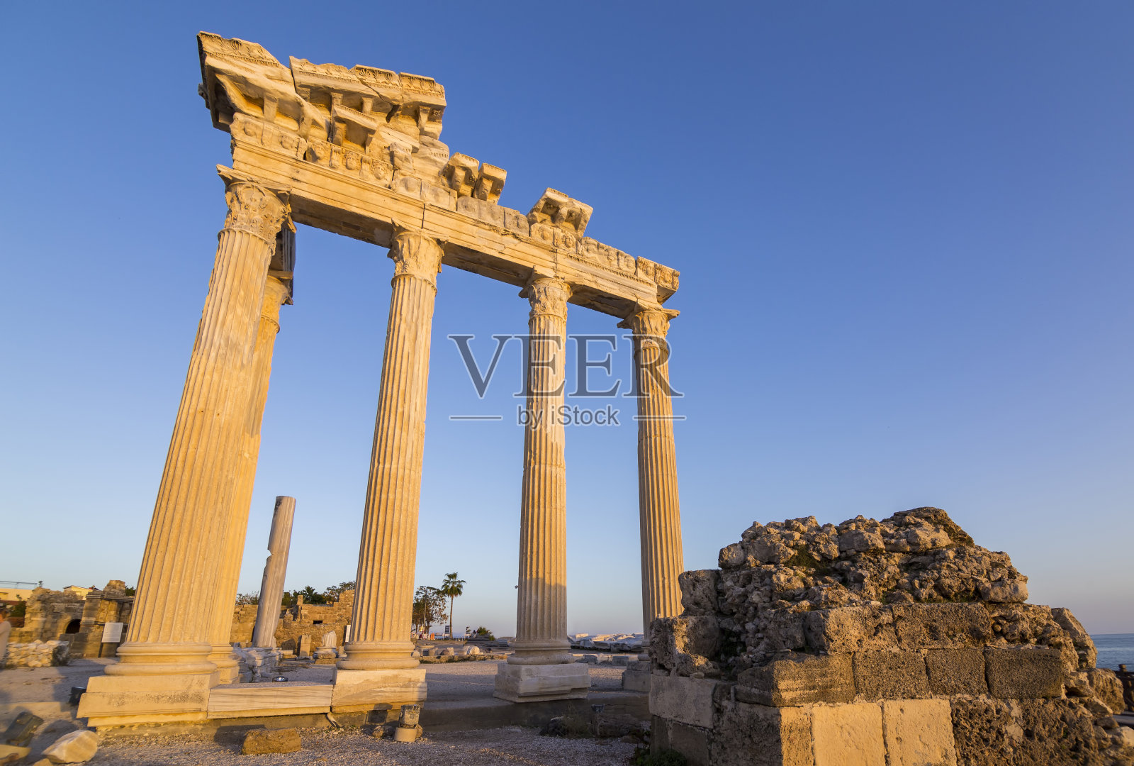 土耳其马纳夫加特阿波罗古城遗址照片摄影图片