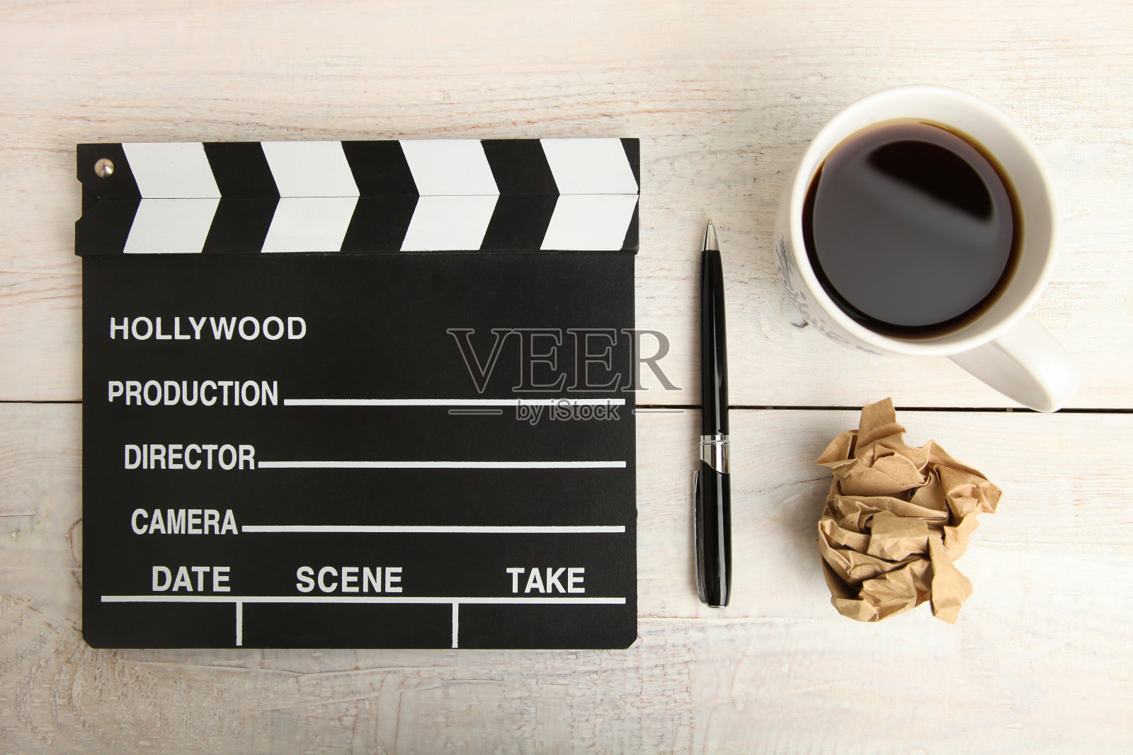 克利伯，笔和茶照片摄影图片