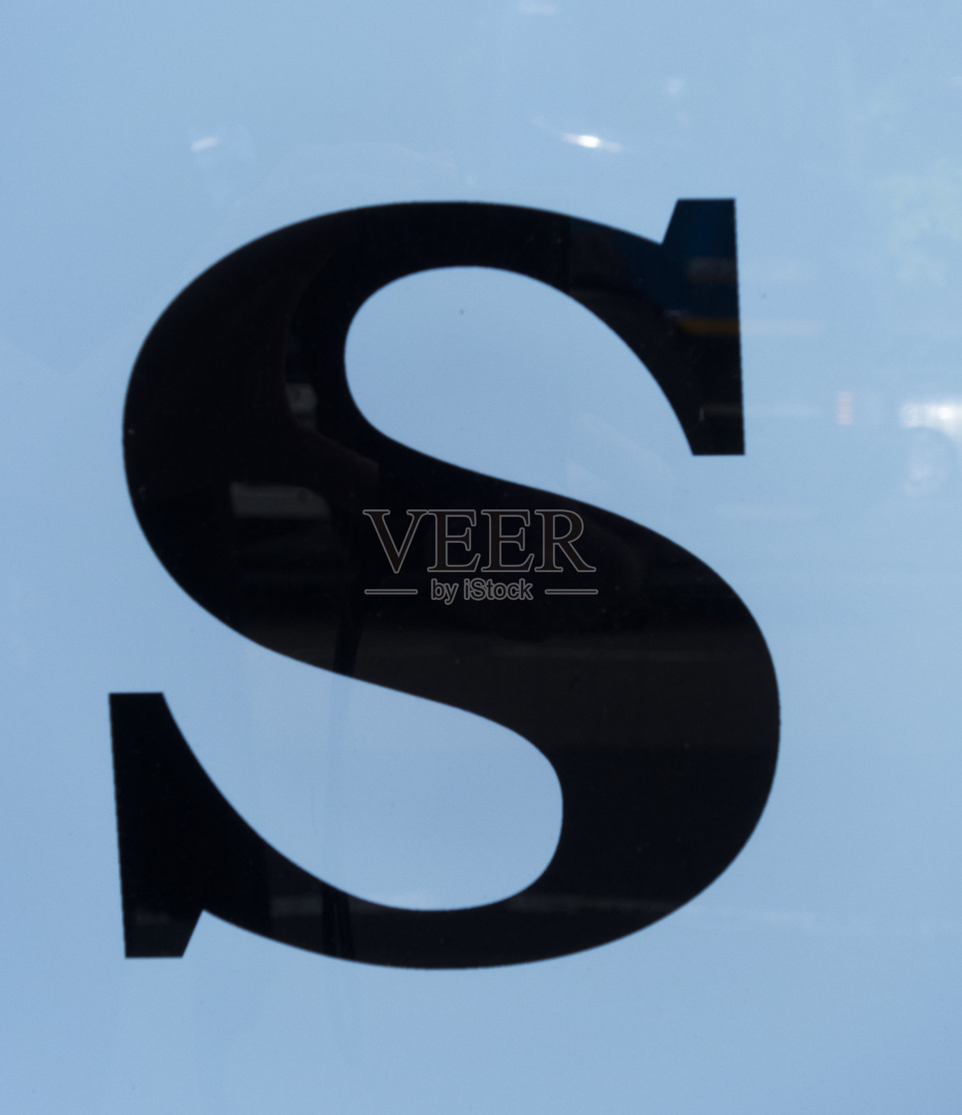 废弃州的文字排版发现字母S照片摄影图片