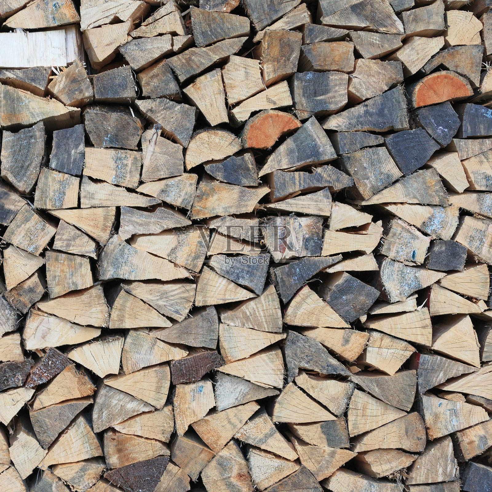 室外储存木材供壁炉使用照片摄影图片