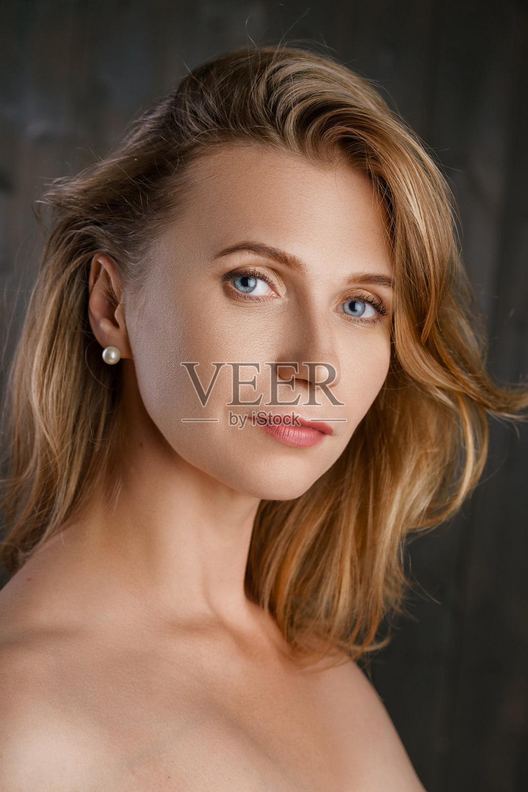 美丽的女子面部特写照片摄影图片