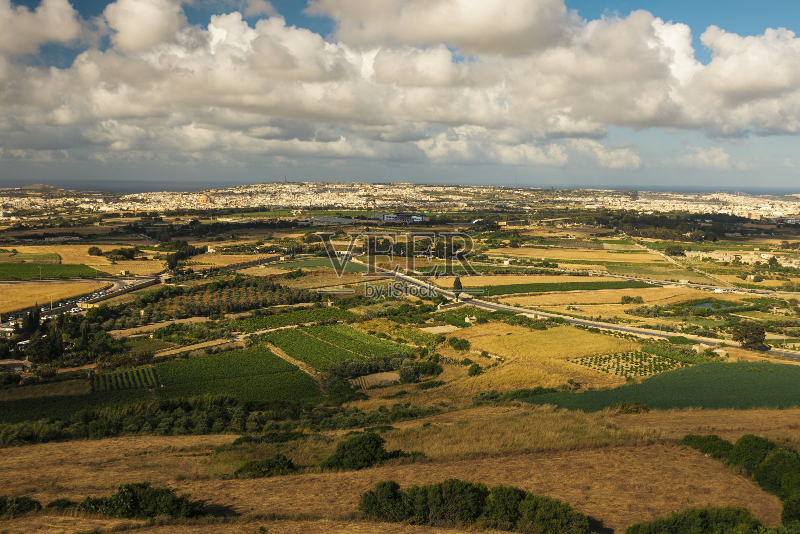 风景从古老的小镇Mdina，马耳他照片摄影图片