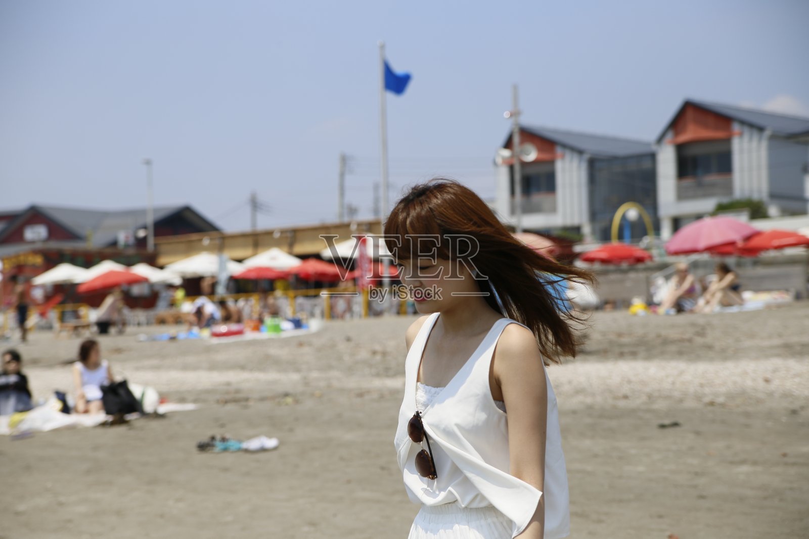 有可爱微笑的女人照片摄影图片