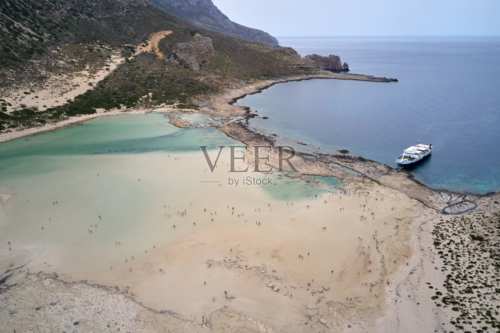 希腊克里特岛巴洛斯海滩和格拉姆武萨岛的壮丽航拍全景照片摄影图片