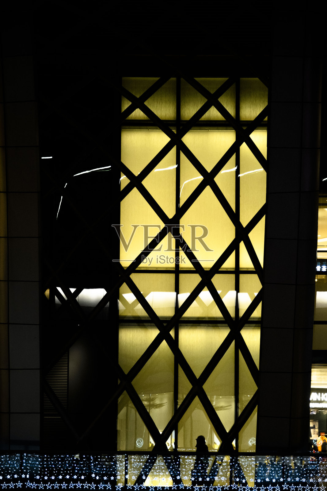 人们来来往往照片摄影图片