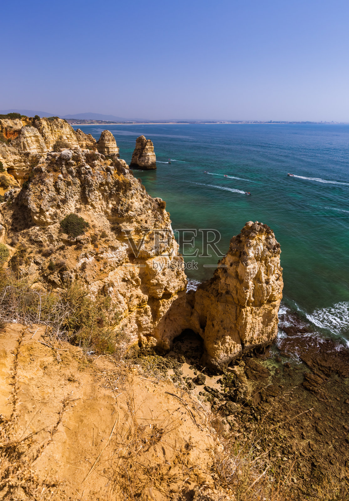 海滩附近的拉各斯-阿尔加维葡萄牙照片摄影图片