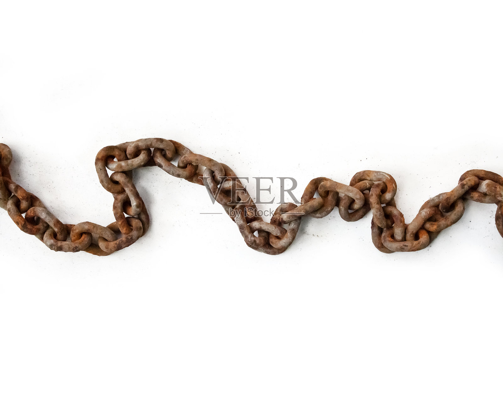 白色背景上的生锈的大链子照片摄影图片
