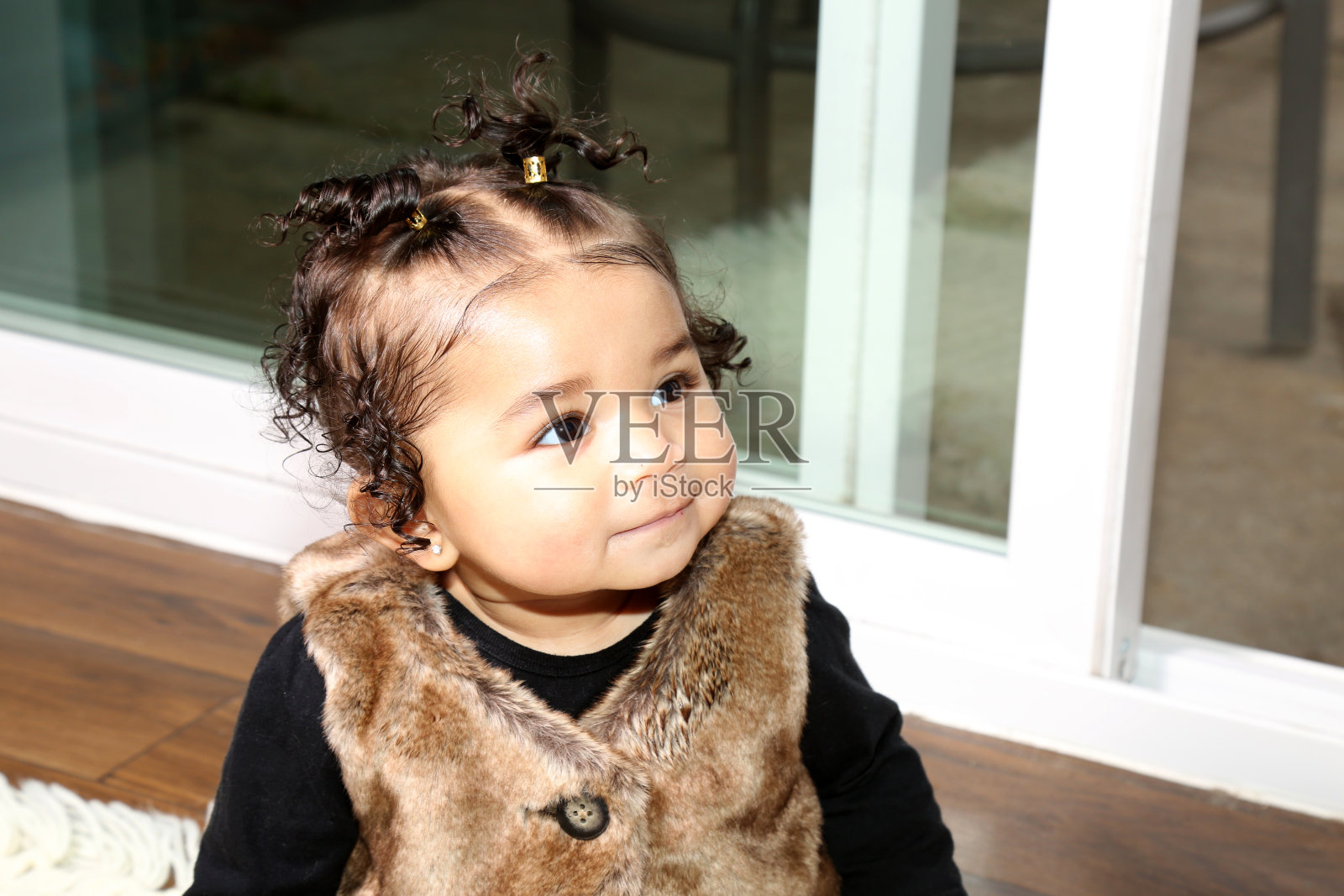 6个月大的婴儿照片摄影图片