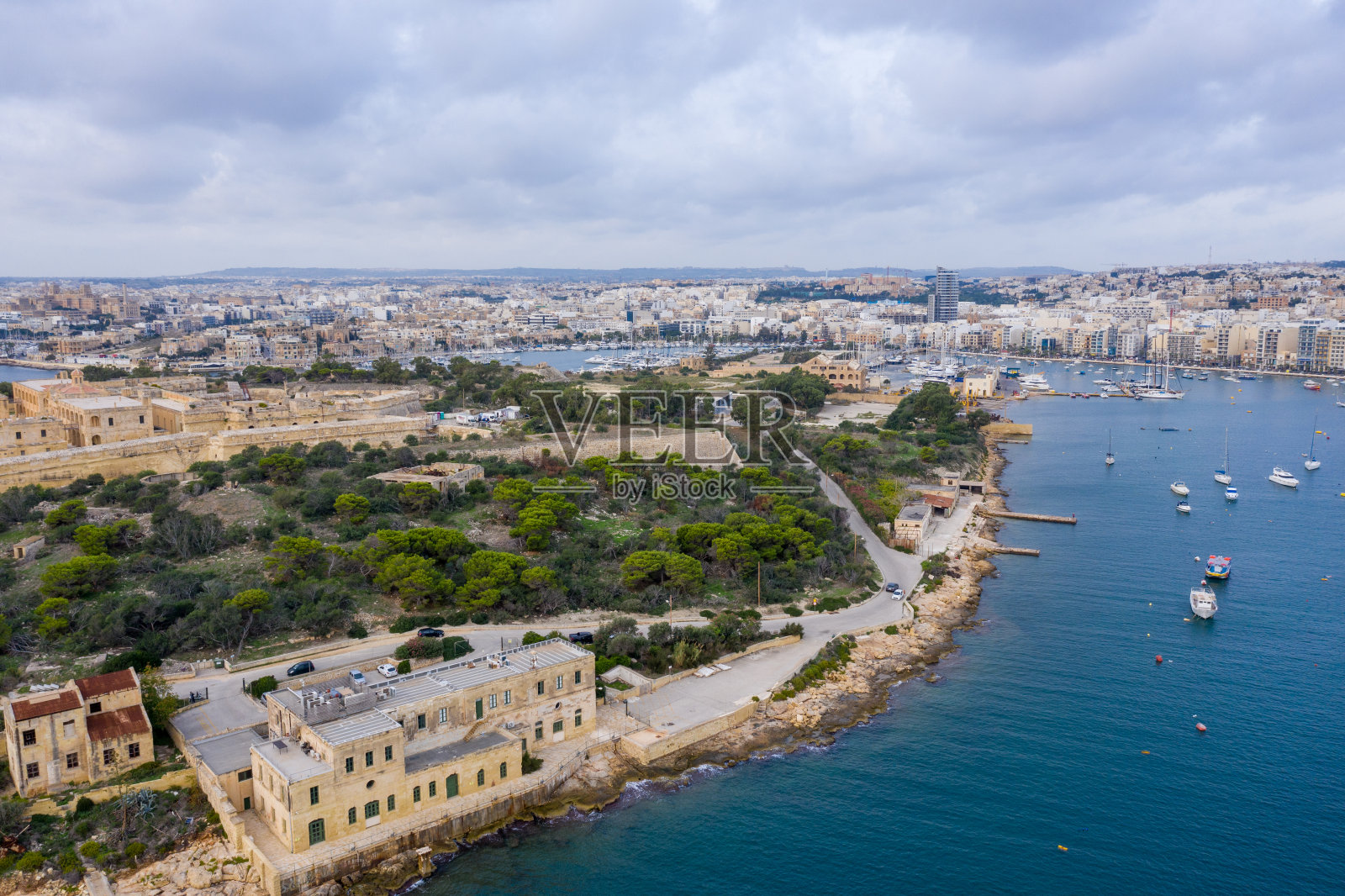 马耳他首都瓦莱塔。全景俯瞰图。照片摄影图片