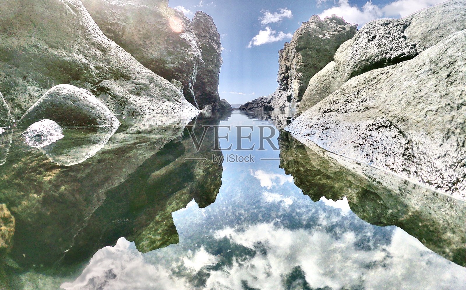 天然游泳池照片摄影图片