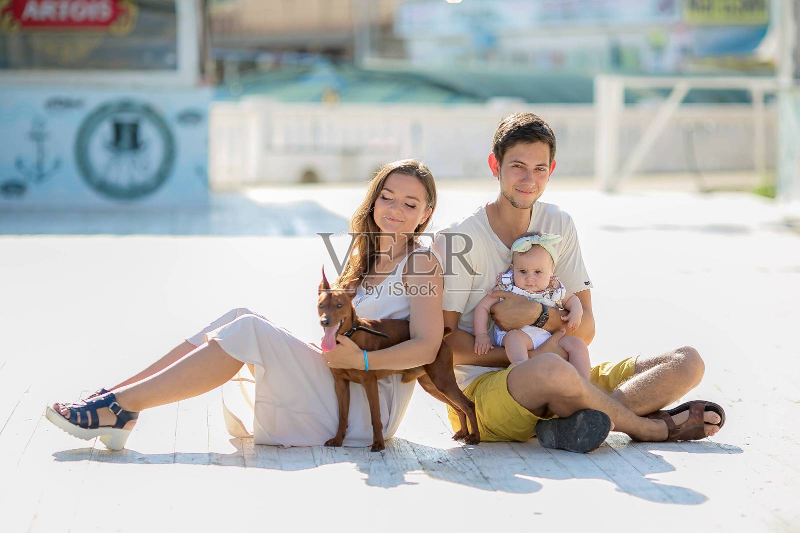 一家人度假照片摄影图片