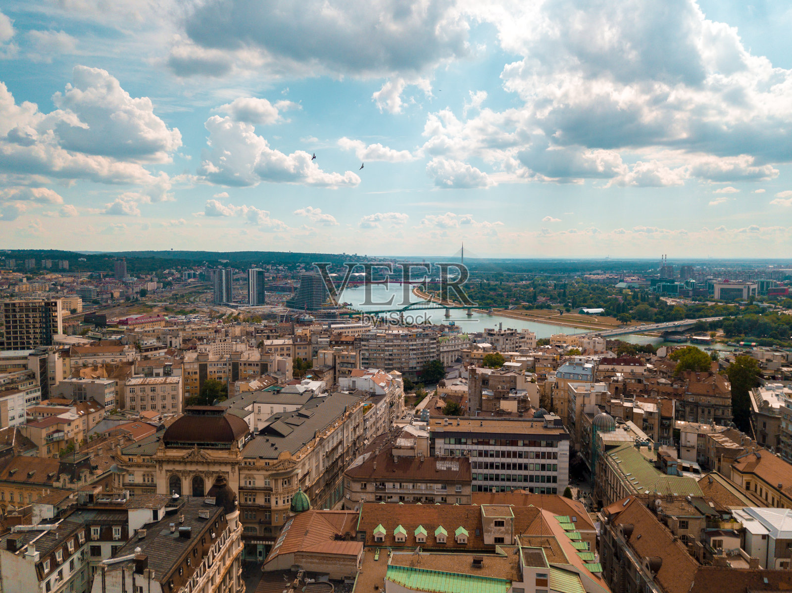 贝尔格莱德市中心和萨瓦河的全景鸟瞰图照片摄影图片