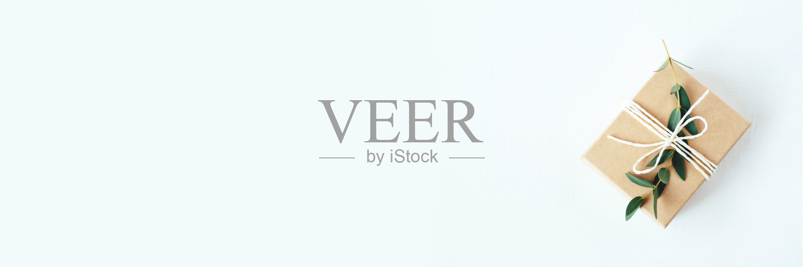 工艺礼品盒上的白色背景。照片摄影图片