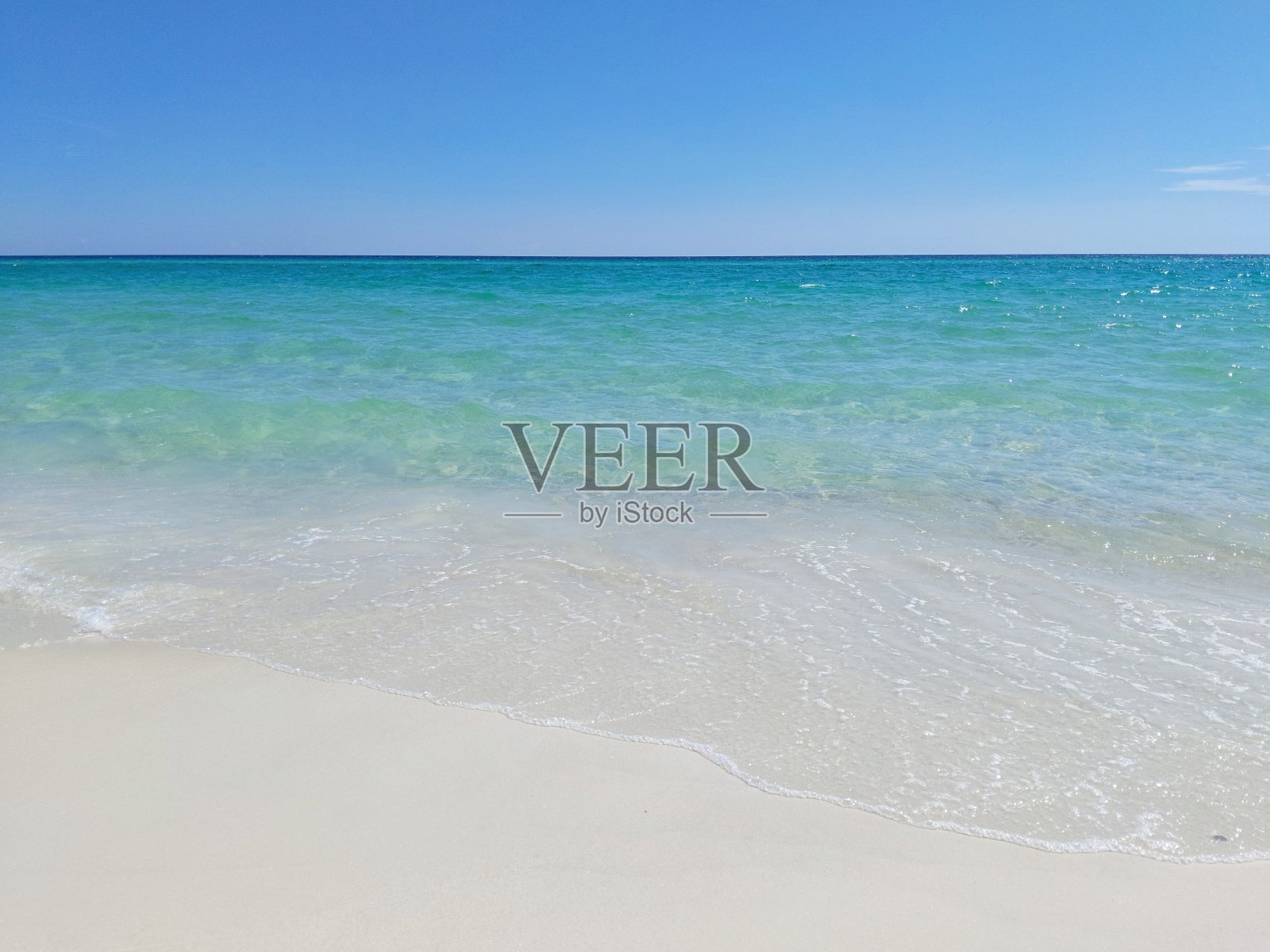 清晰冷静的沿海照片摄影图片