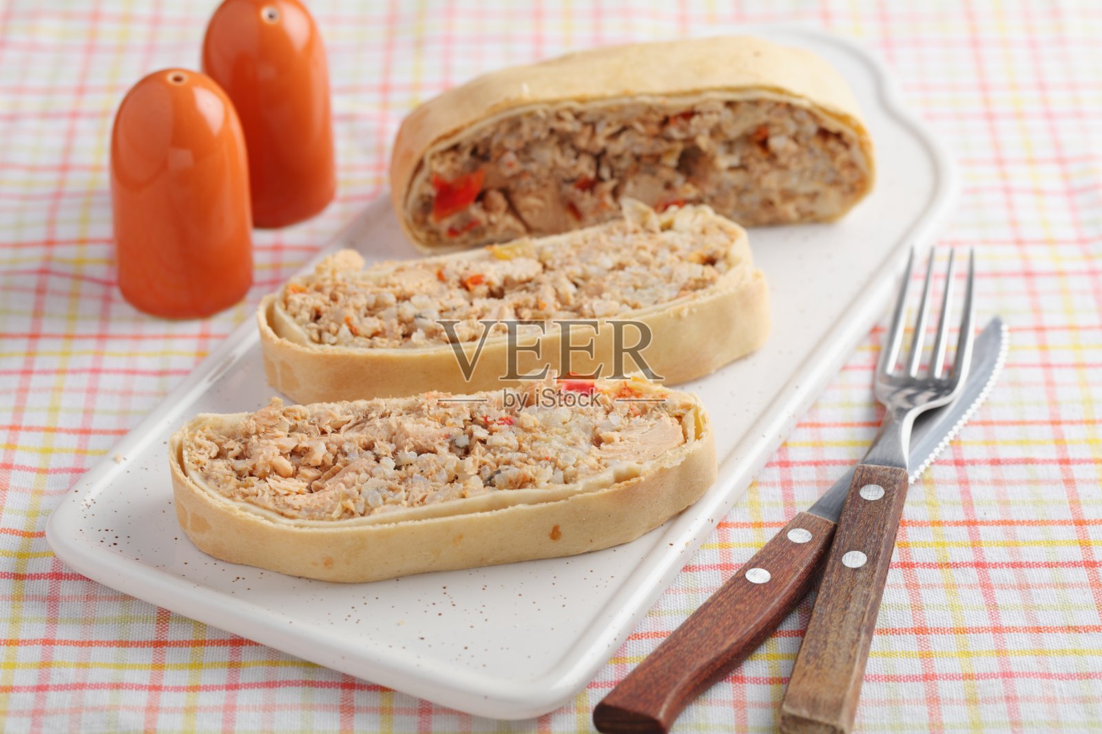 鱼肉卷，传统的德国派照片摄影图片