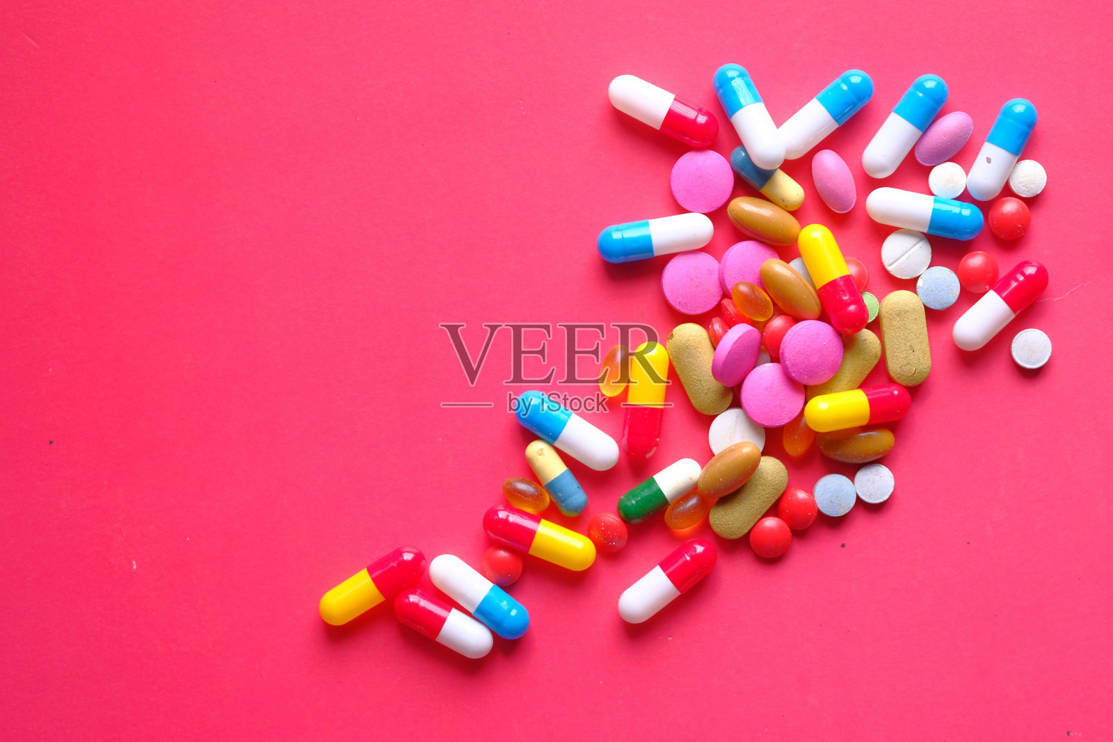 俯视图彩色药丸照片摄影图片