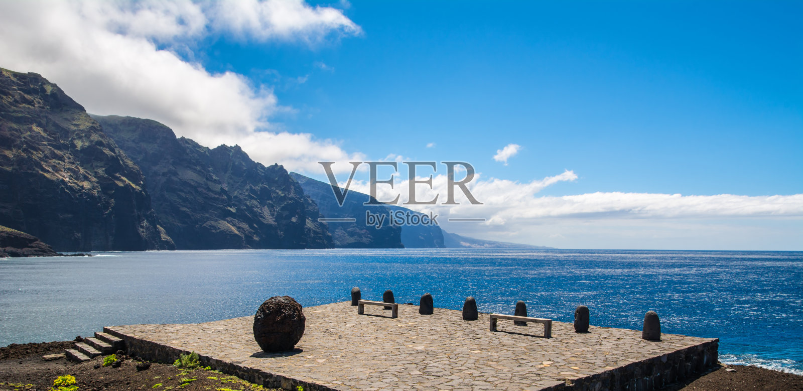 特内里费岛蓬塔特诺旧灯塔附近的海岸全景照片摄影图片