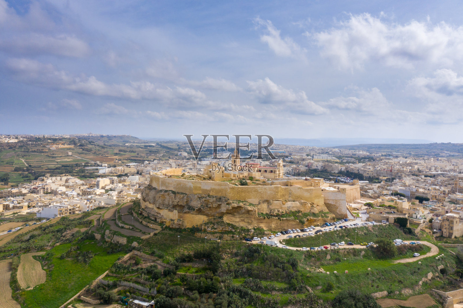 鸟瞰图的城堡-首都城市戈佐。维多利亚市,马耳他照片摄影图片