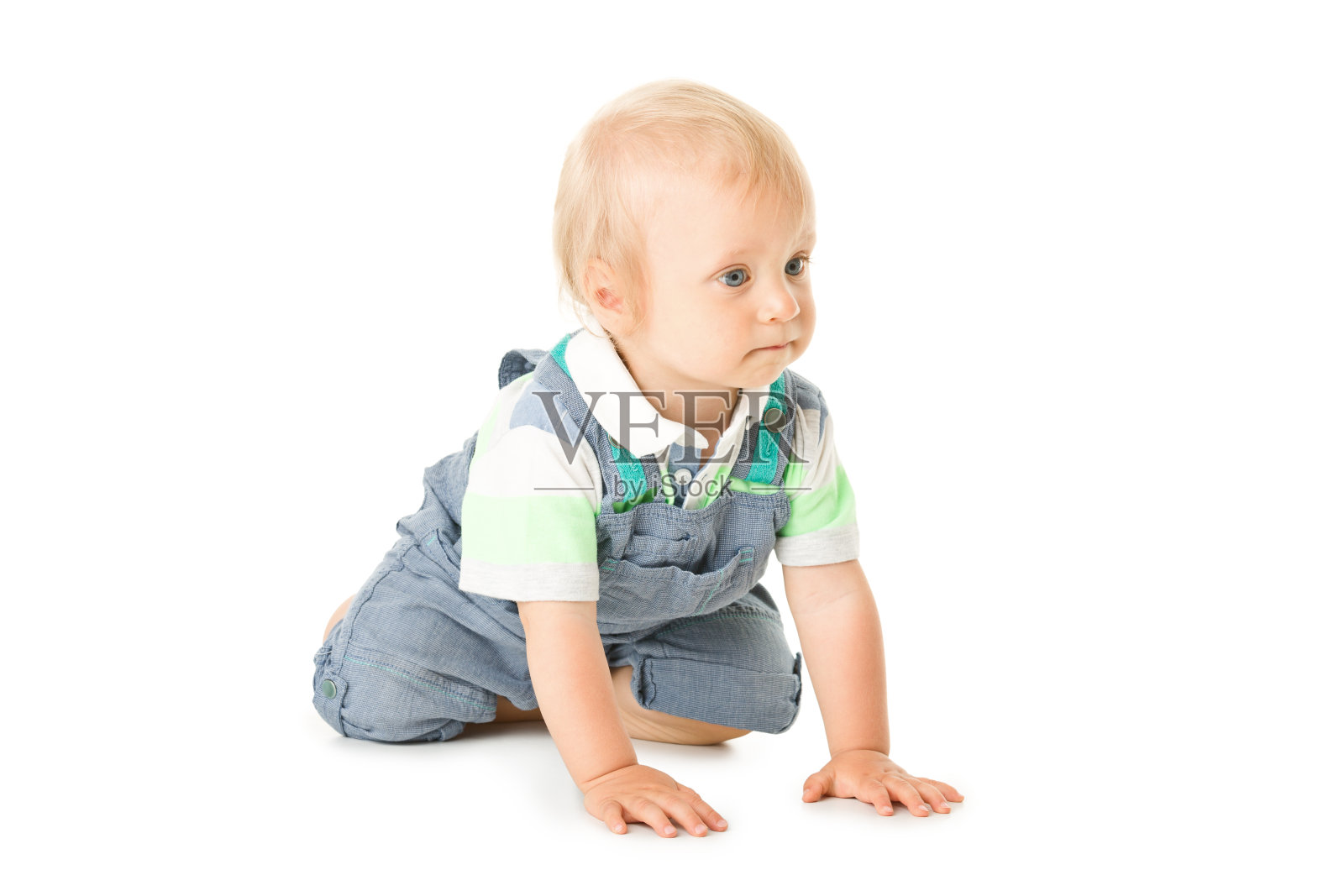 快乐的小男孩照片摄影图片