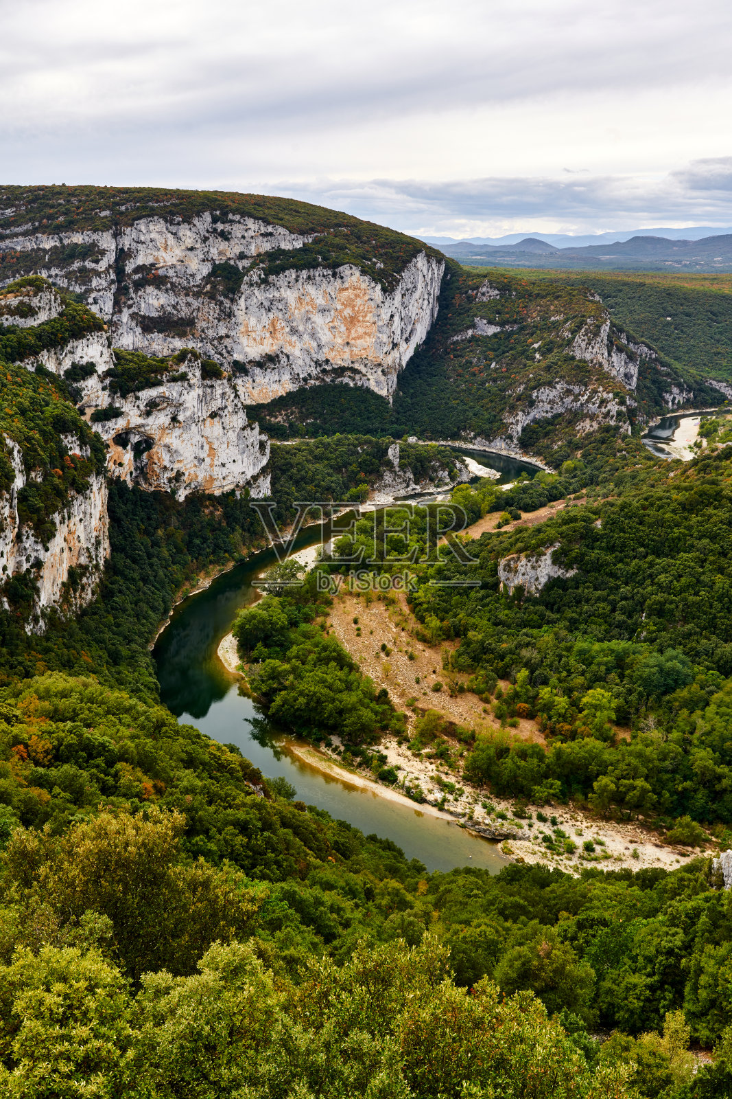 法国南部美丽的山谷'Ardèche照片摄影图片