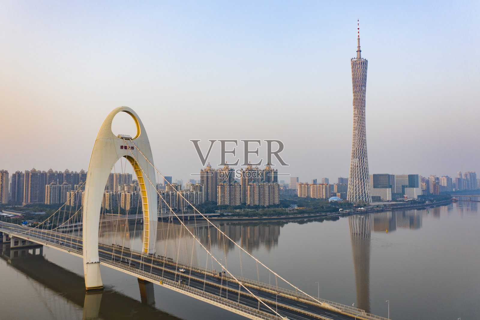 航拍中国广州CBD城市照片摄影图片