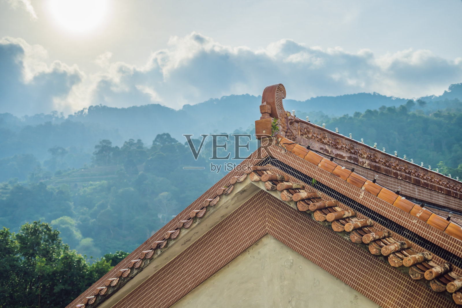 位于马来西亚槟城的佛寺，乔治城照片摄影图片