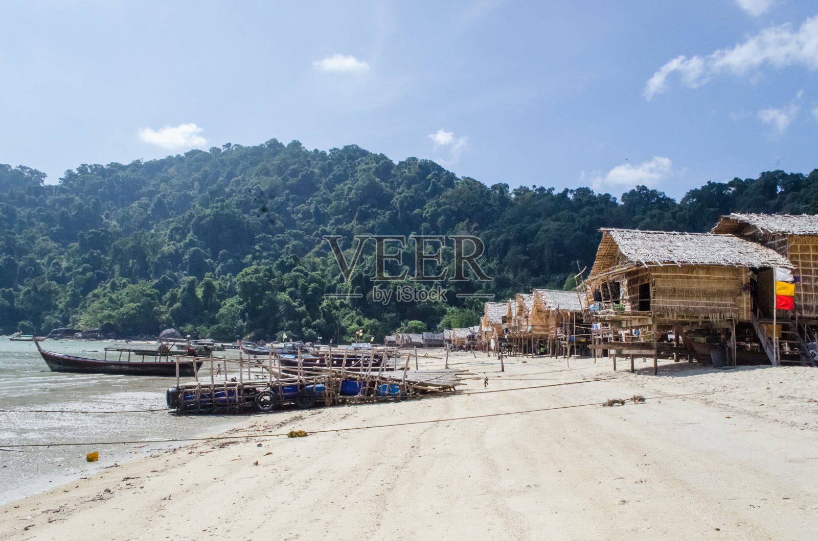 泰国苏林群岛莫肯海上吉普赛村落，位于苏林国家公园内照片摄影图片