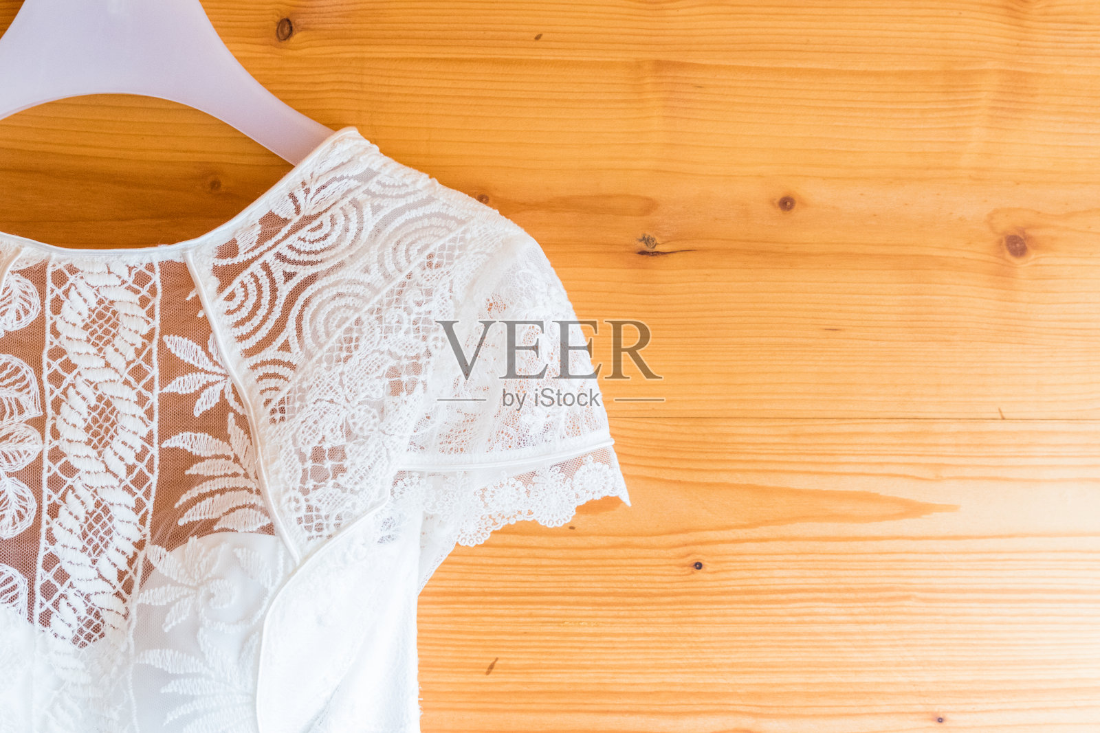 结婚那天穿的婚纱照片摄影图片