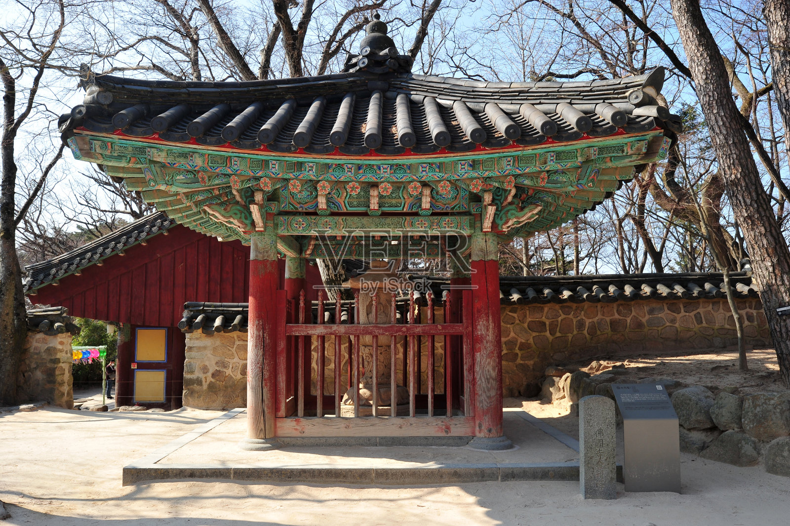 韩国庆州佛寺舍利塔。照片摄影图片