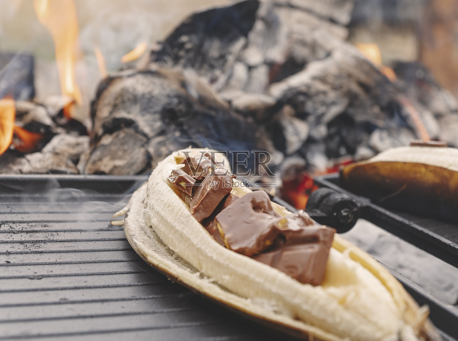 香蕉巧克力甜点照片摄影图片