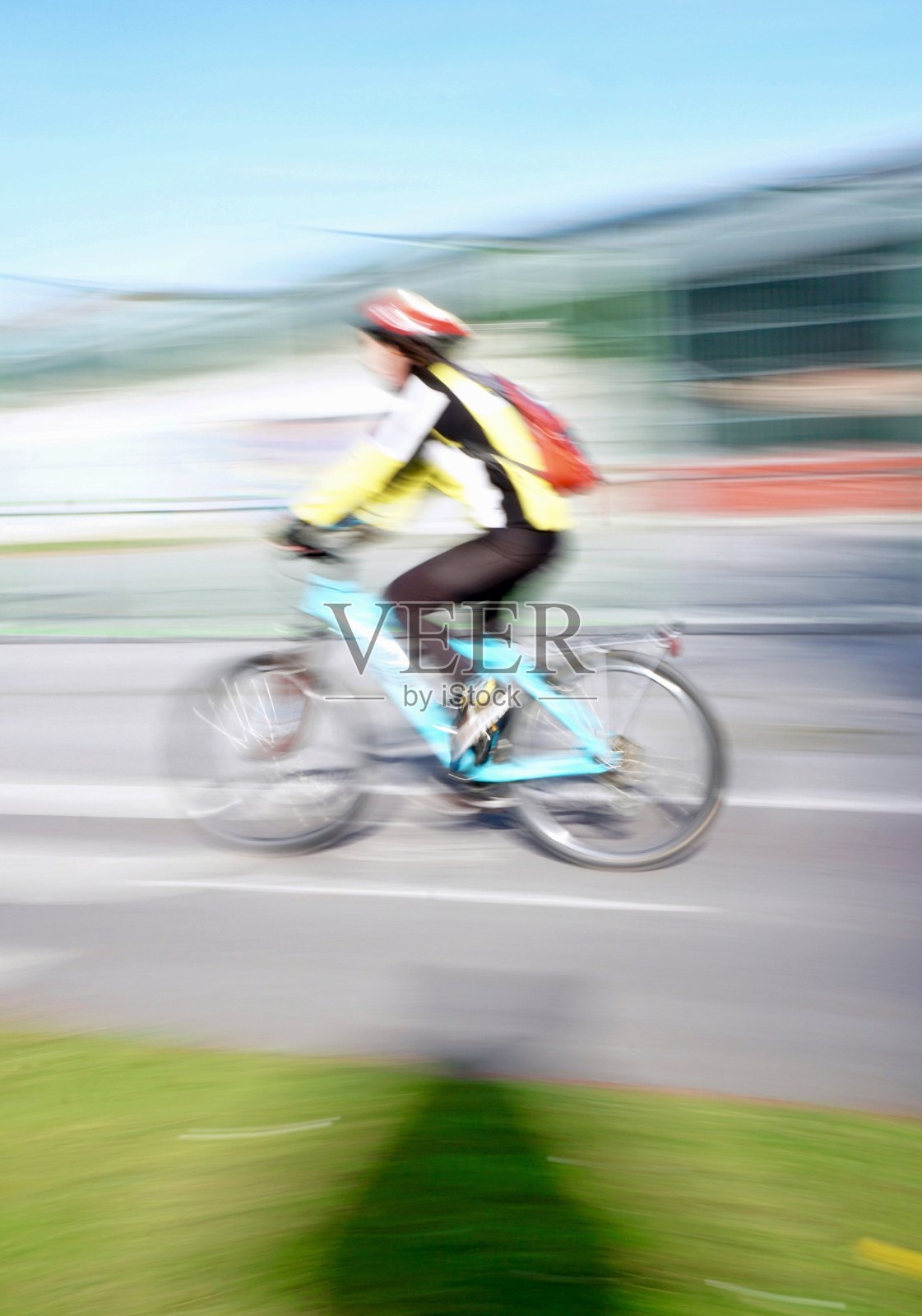 西班牙毕尔巴鄂市的自行车交通方式照片摄影图片