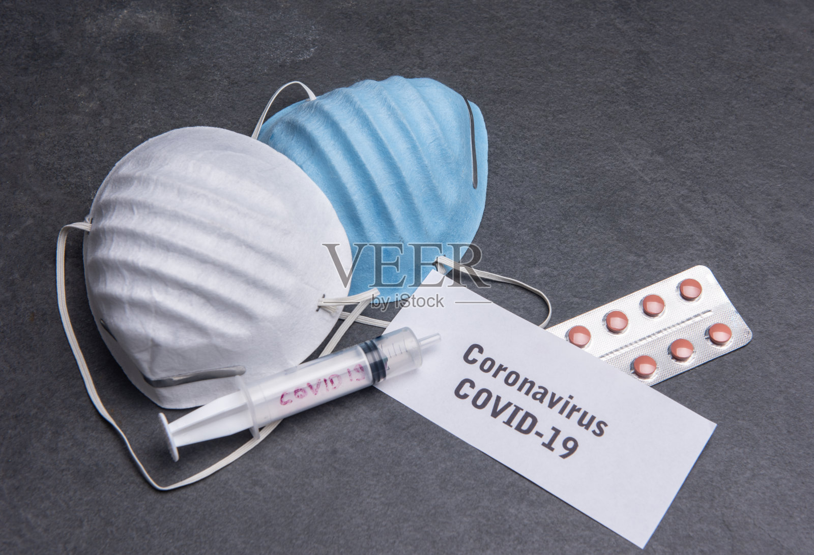 冠状病毒的概念。注意COVID-19。照片摄影图片