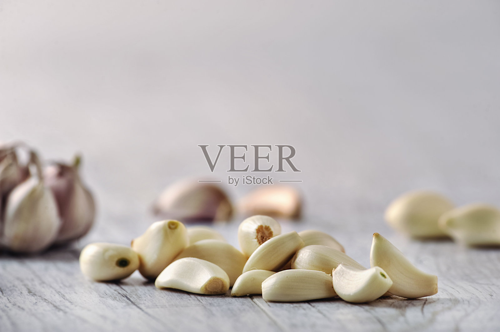 大蒜新鲜生保健食品。照片摄影图片