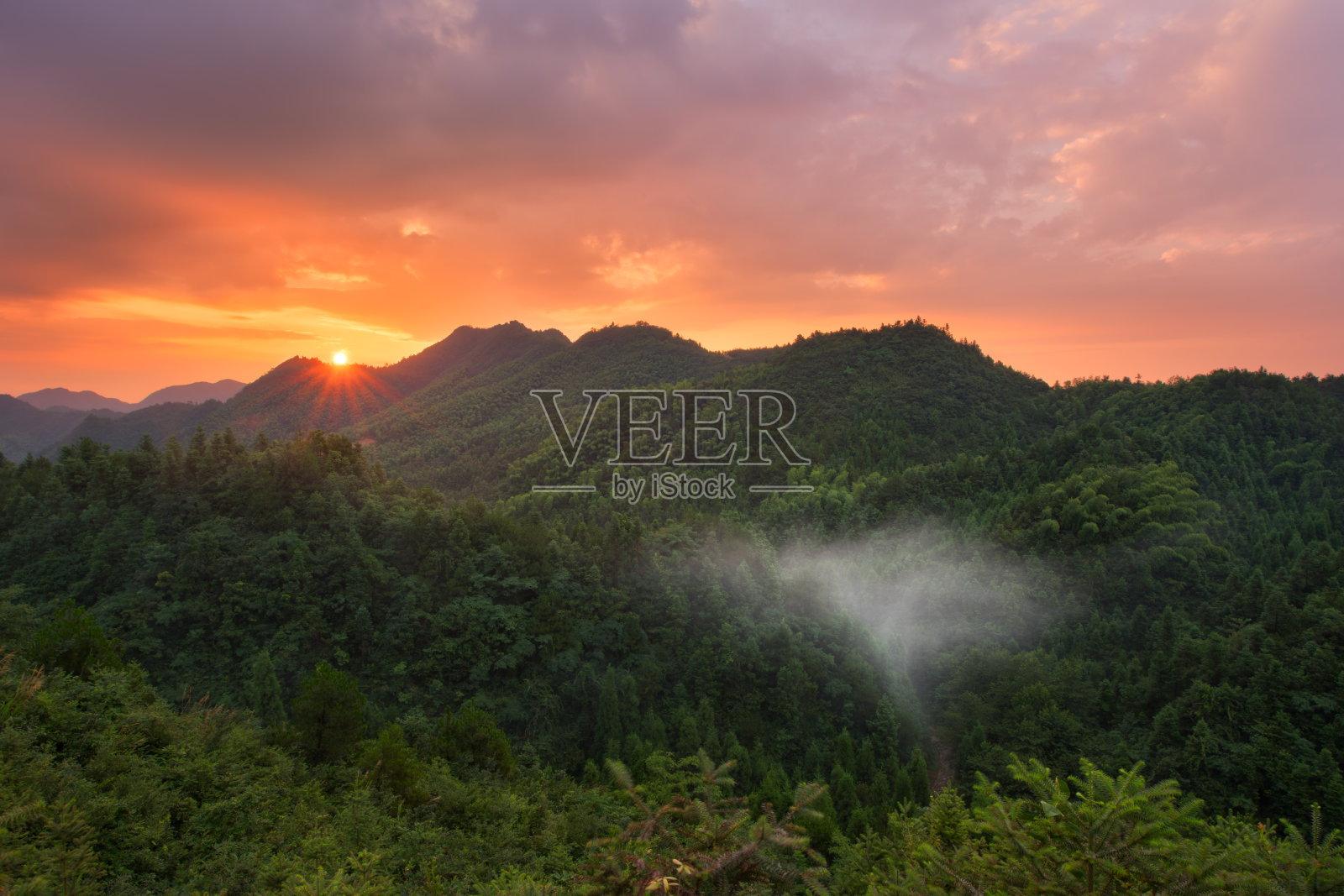 美丽的中国农村山水，农业生产，农产品，农业发展。照片摄影图片