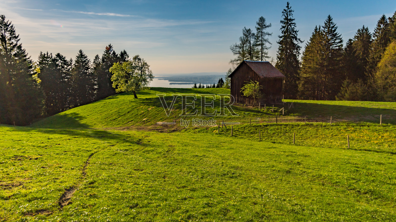 在康斯坦斯湖的Pfänder徒步旅行照片摄影图片