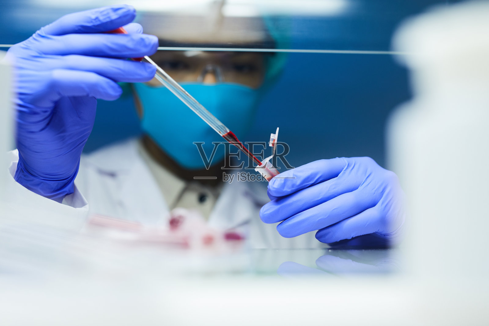 实验室血液检测照片摄影图片