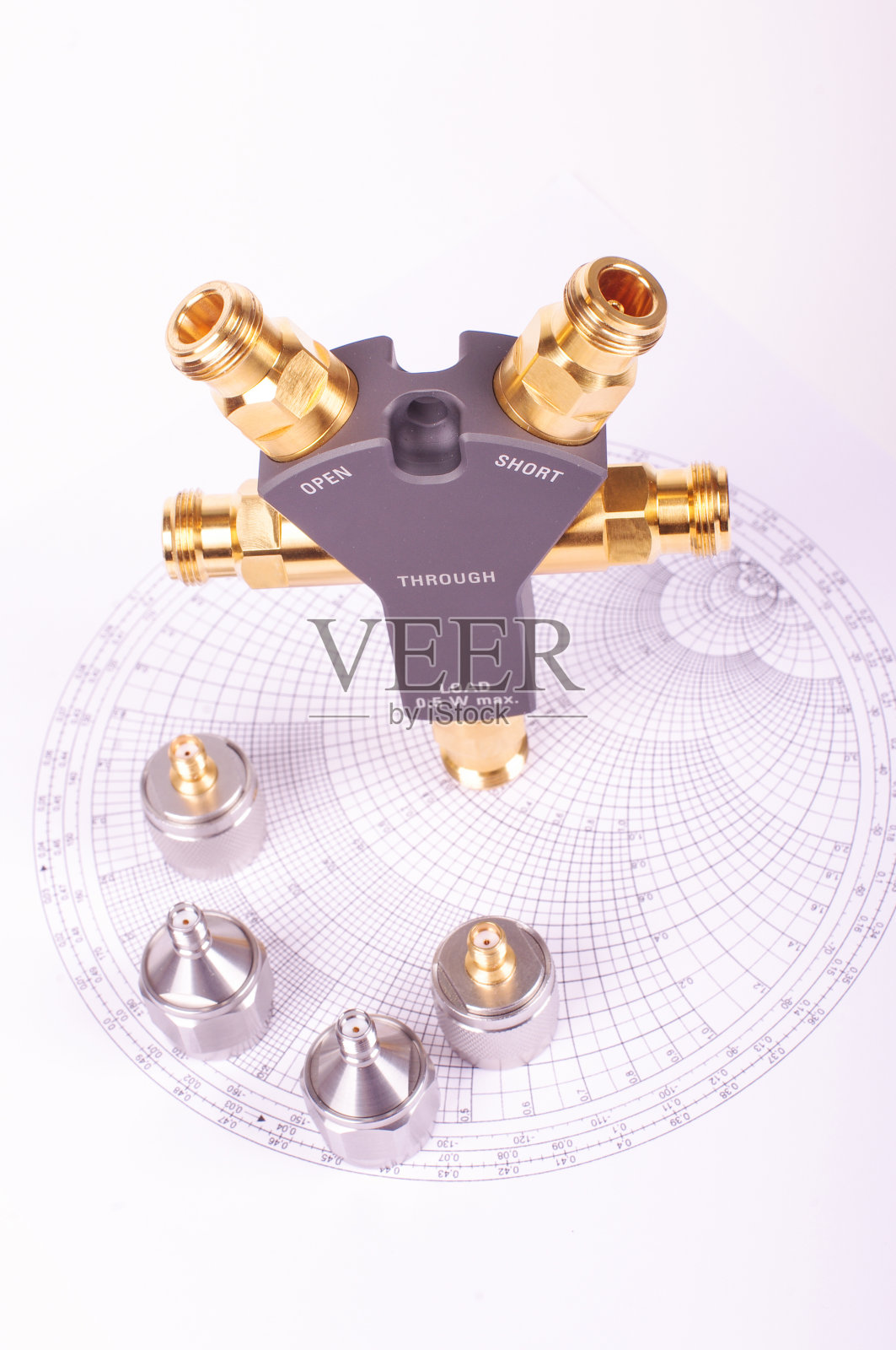 专业射频电子VNA校准工具和史密斯图表照片摄影图片