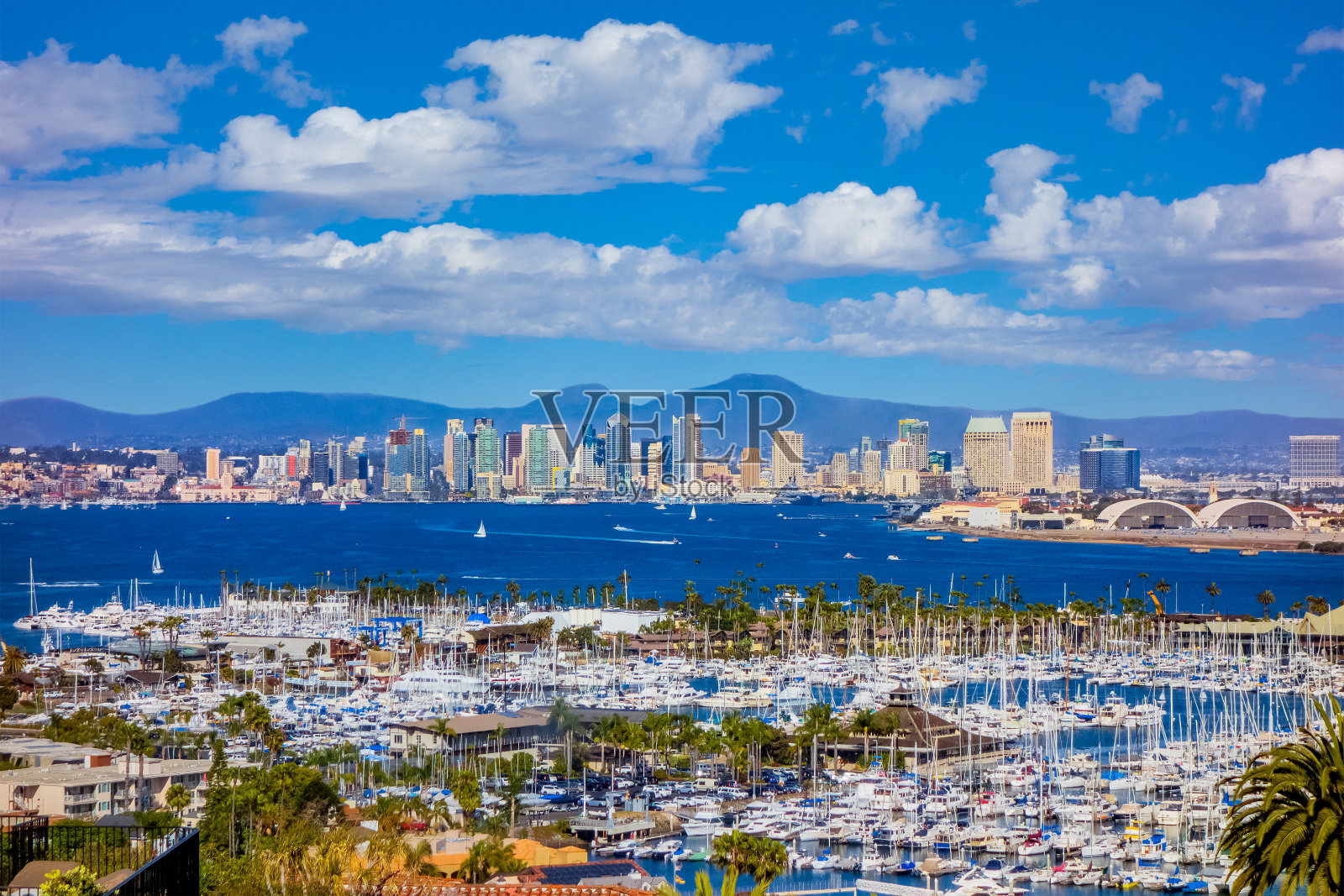 城市景观与摩天大楼的圣地亚哥天际线，加利福尼亚照片摄影图片