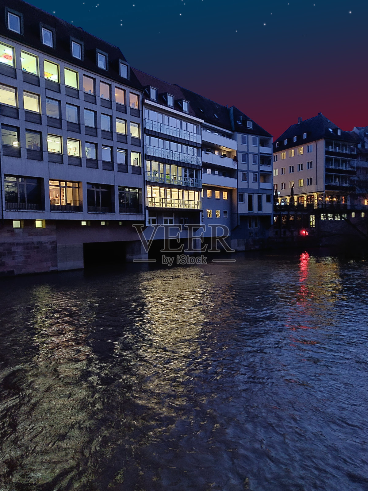 德国纽伦堡中心佩格尼茨河边的房屋2照片摄影图片