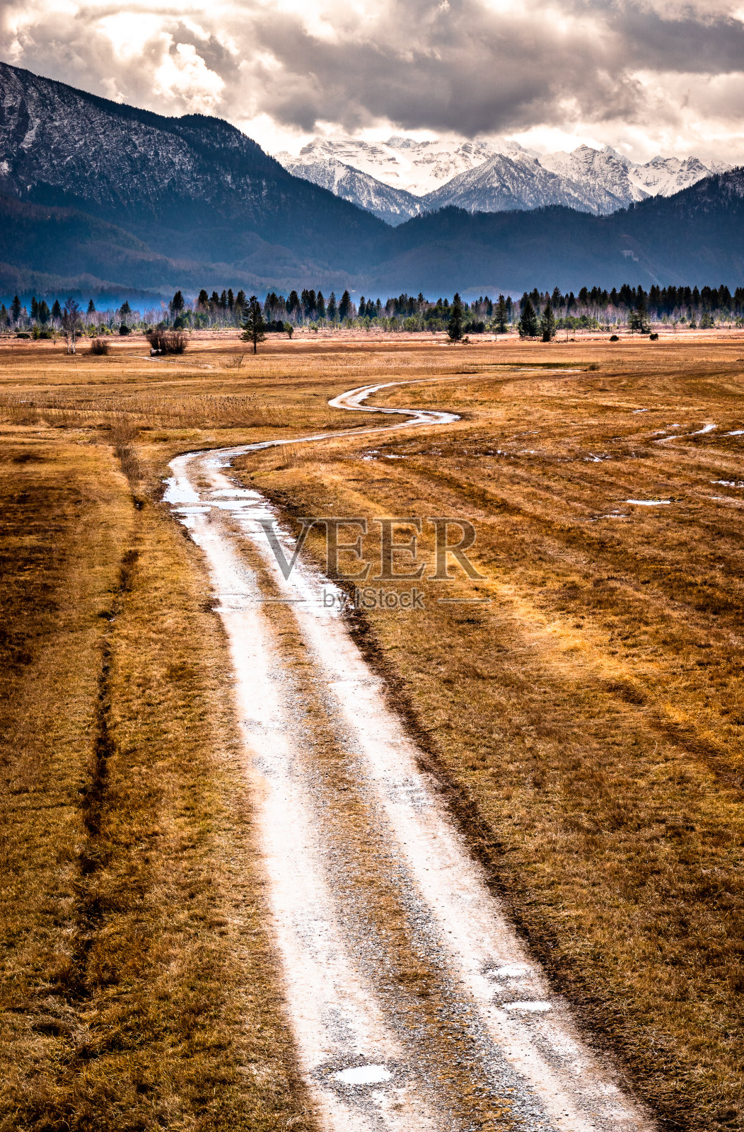 附近的景观benediktbeuern - Bavaria照片摄影图片