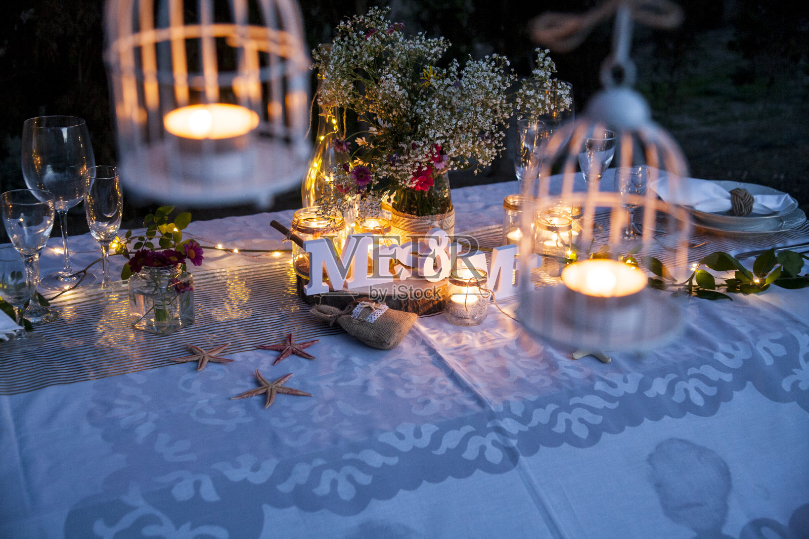 婚礼上的复古装饰照片摄影图片