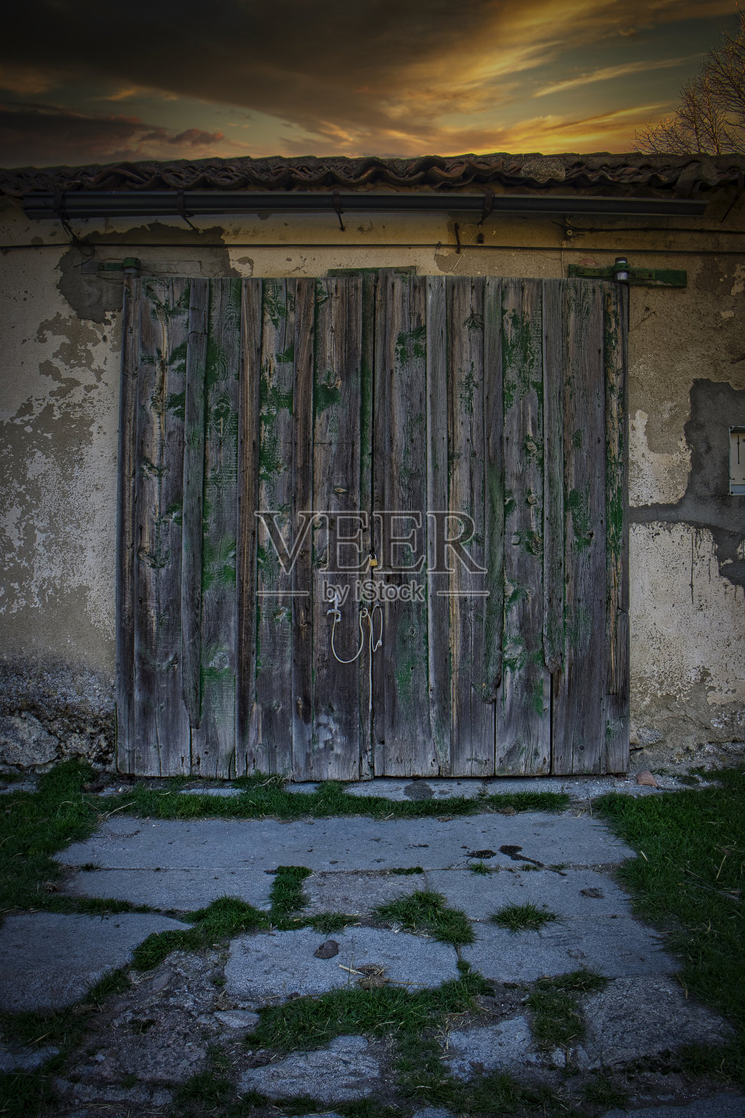 乡村和山区景观。照片摄影图片