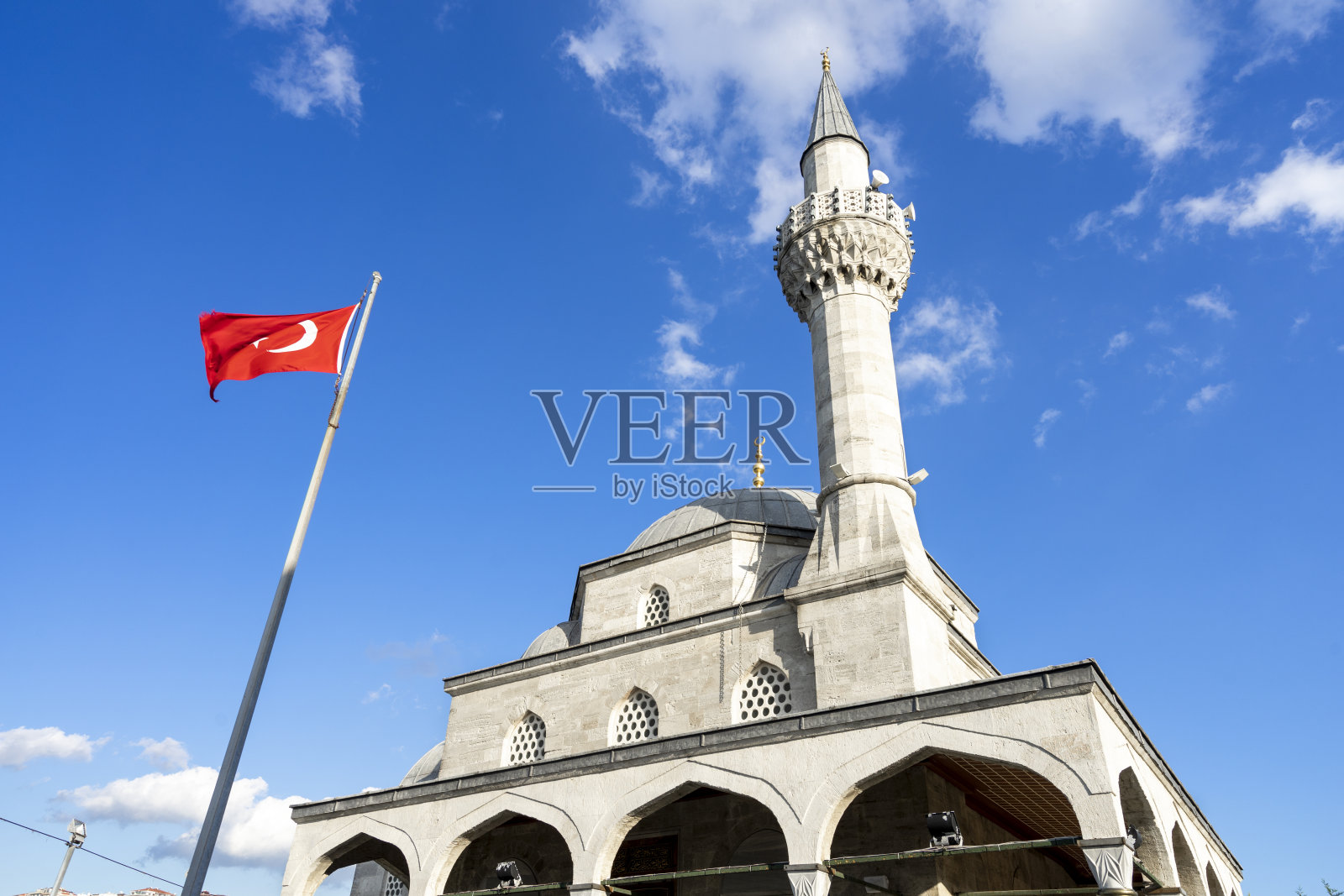 伊斯坦布尔的Semsi Pasha清真寺。照片摄影图片