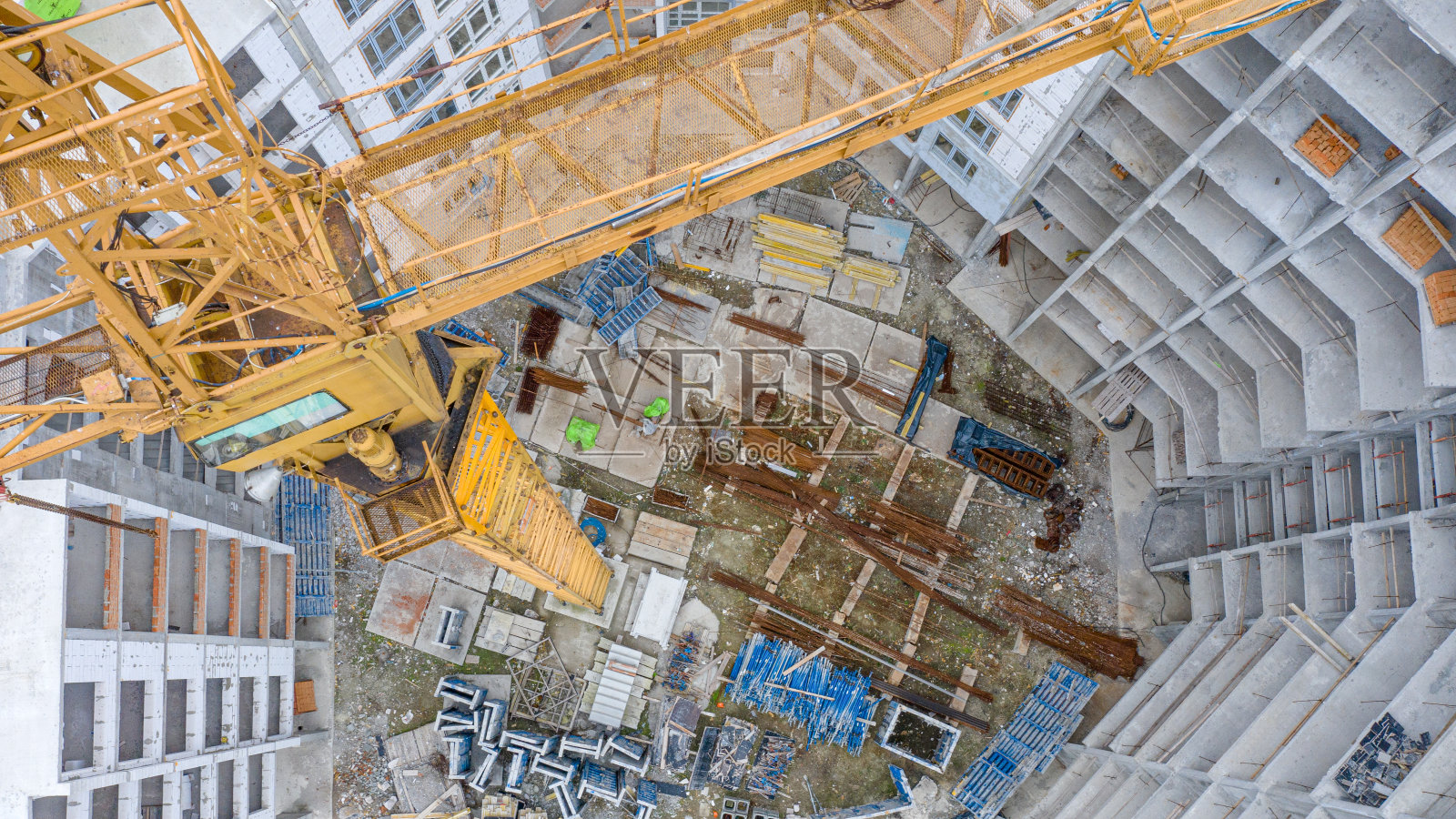 建筑多层砖房，俯视。照片摄影图片