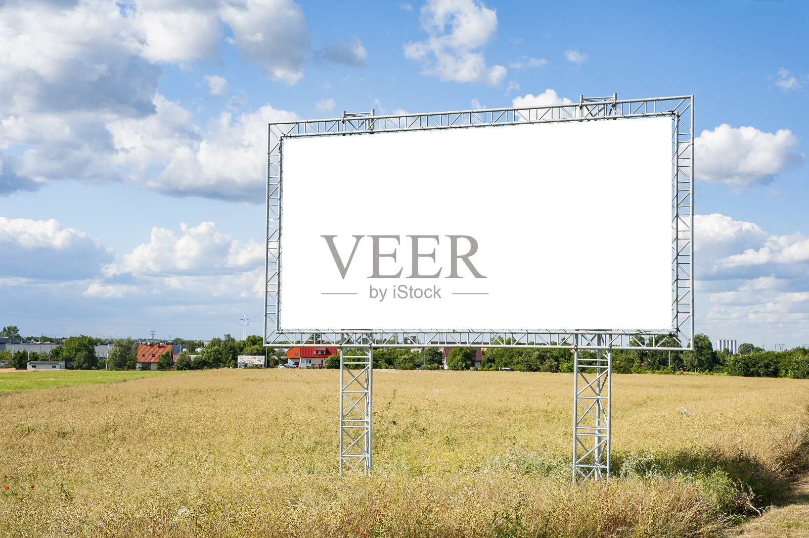 空白的白色广告牌模型在一个村庄照片摄影图片