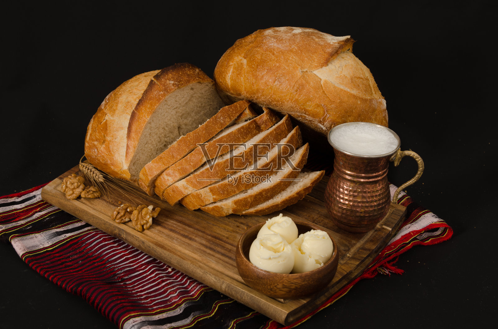 土耳其菜中的面包种类照片摄影图片