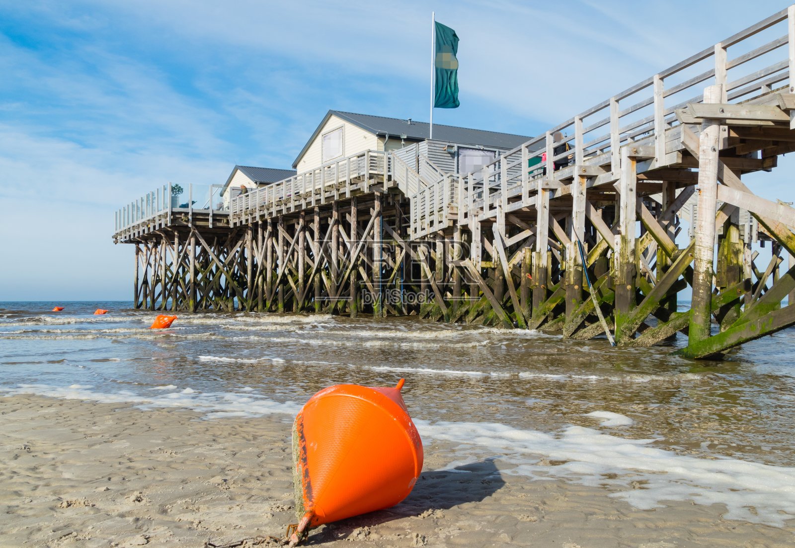 德国圣彼得-奥尔丁烟囱屋地标照片摄影图片